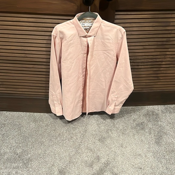 Zara slim fit large dress shirt. Pink - Picture 1 of 2
